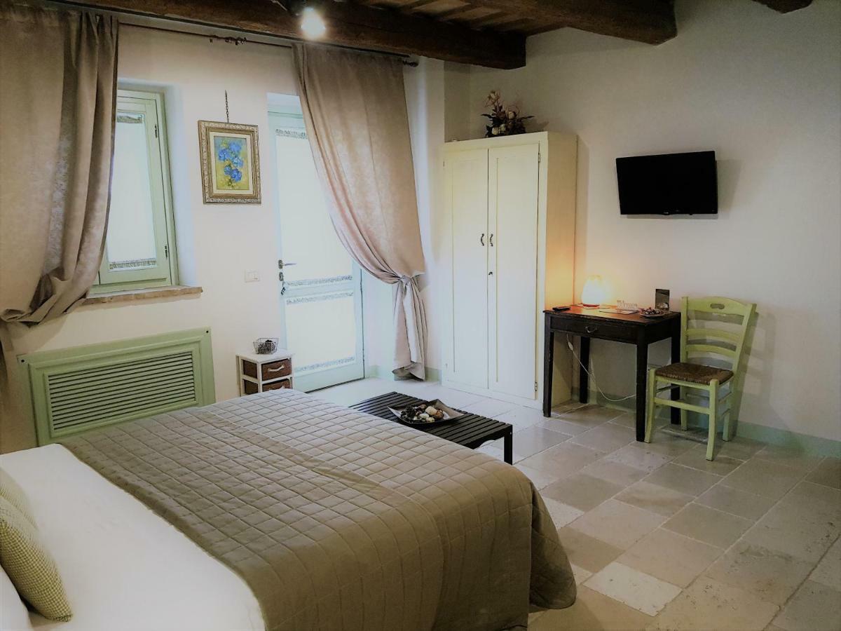 Le Maracla Country House Iesi Eksteriør bilde