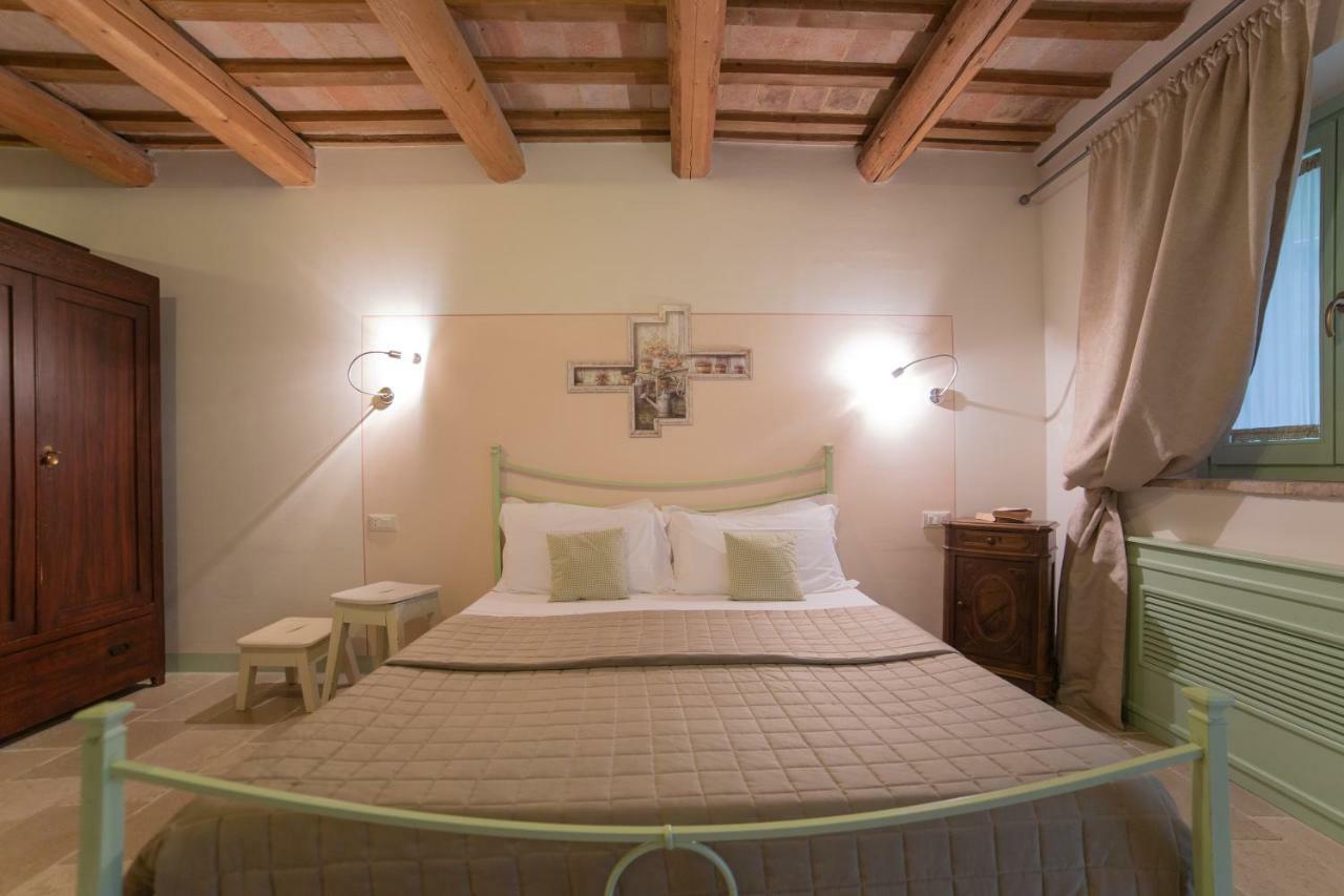 Le Maracla Country House Iesi Eksteriør bilde
