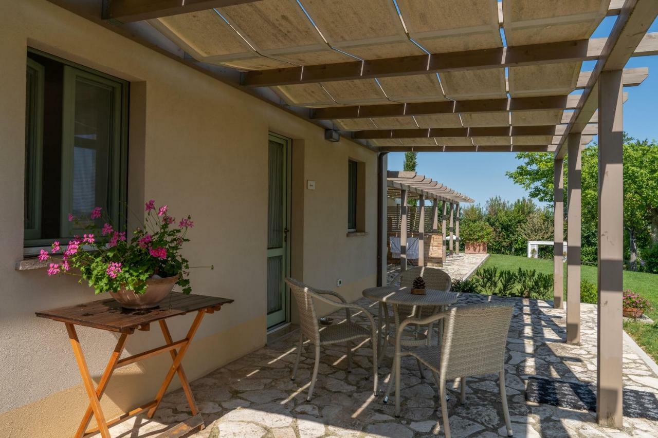 Le Maracla Country House Iesi Eksteriør bilde